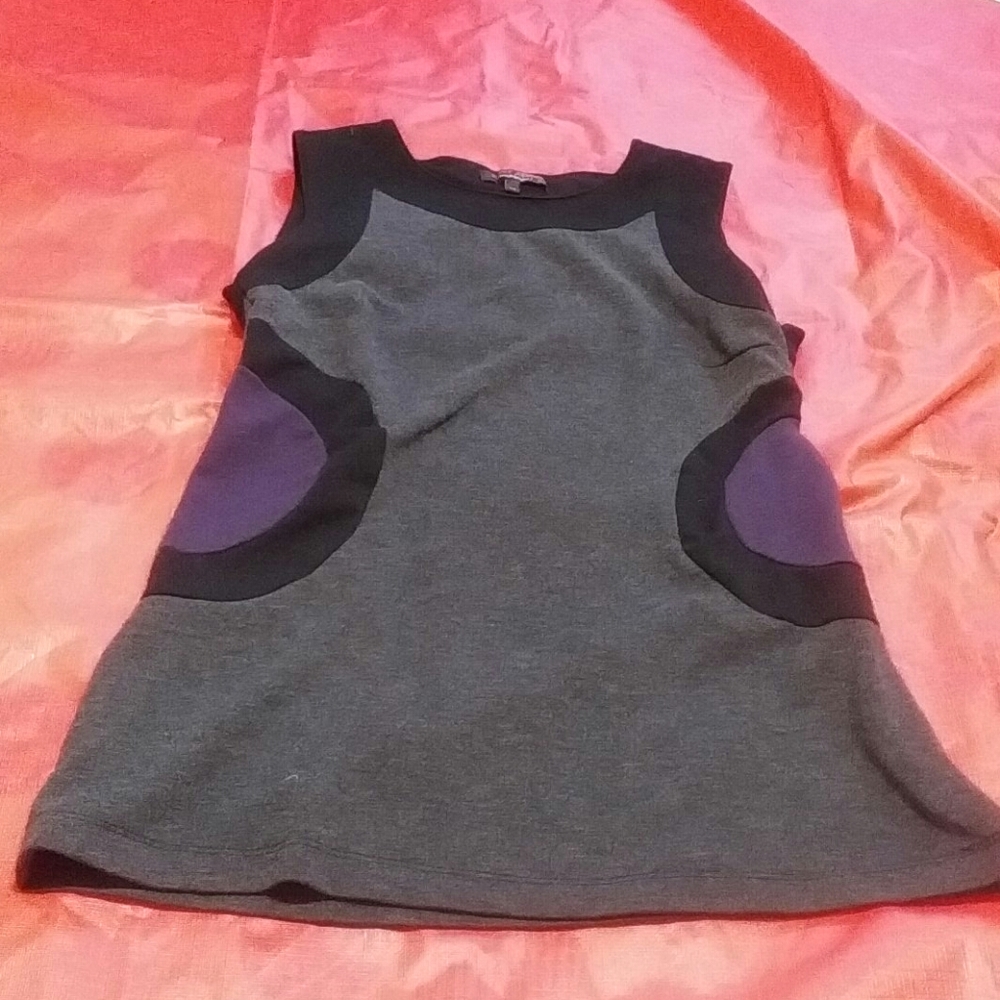 ๐ป๐ Dress - Picture 5 of 10